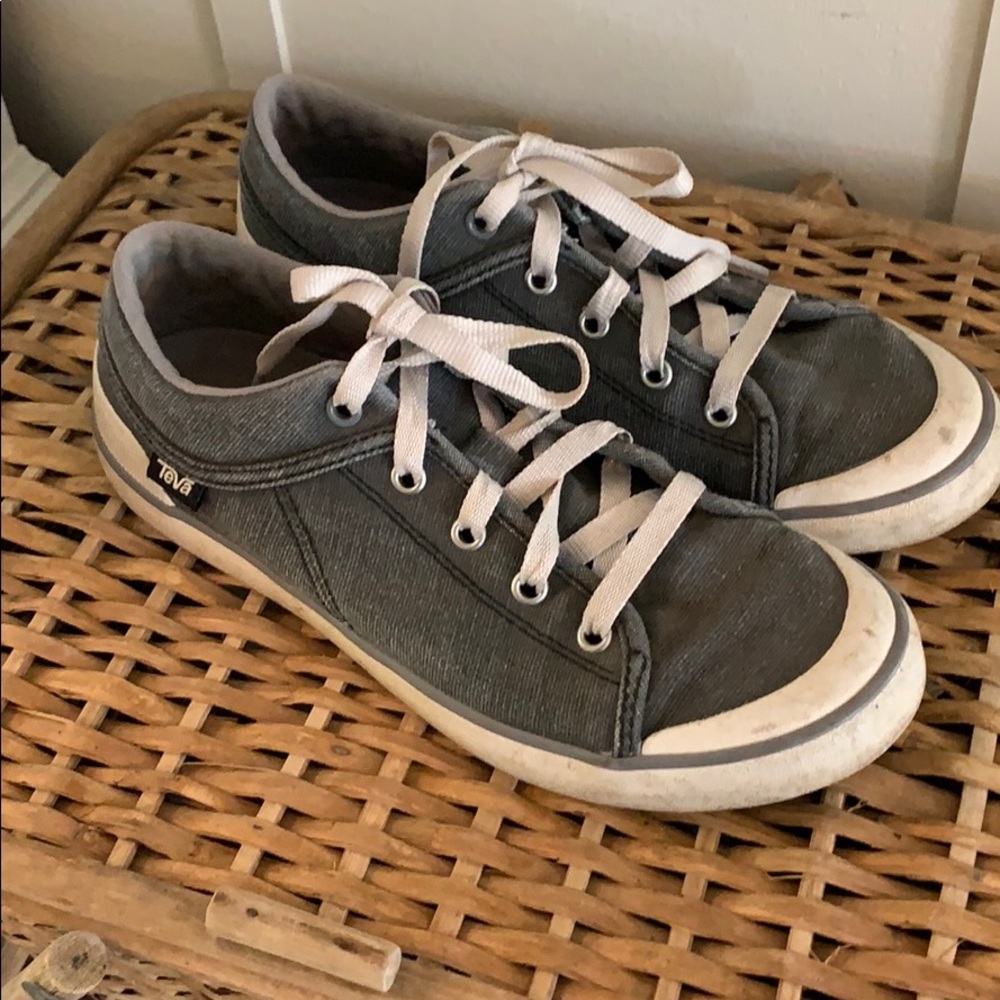 Teva Freewheel women’s sneakers